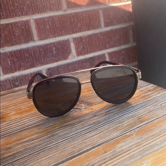 Gucci Aviator Sunglasses - Picture 3 of 5